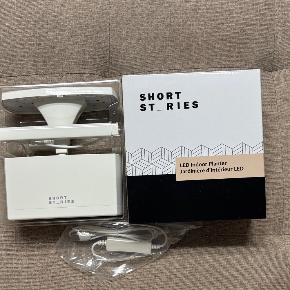 LED Indoor Planter - White